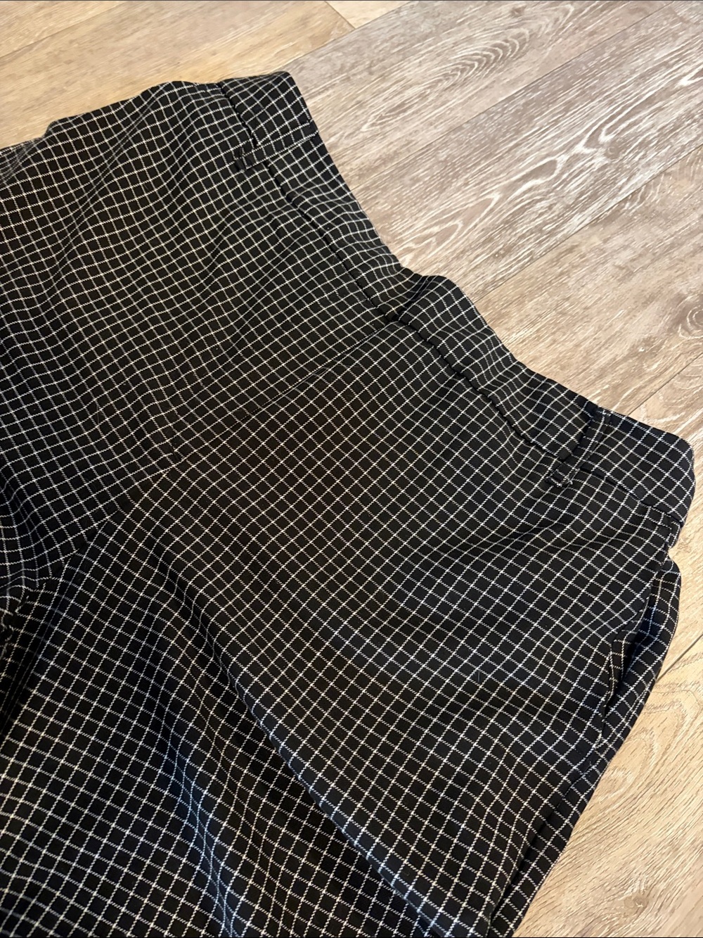 JULES & LEOPOLD | Black Grid-Print Women's Trousers - Picture 6 of 15